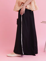 Side Flower Lace Pants