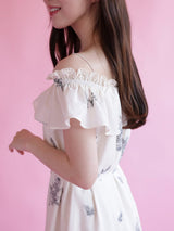 Monotone Embroidery Dress - MAISON MARBLE
