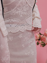 Swan Lace Set Up