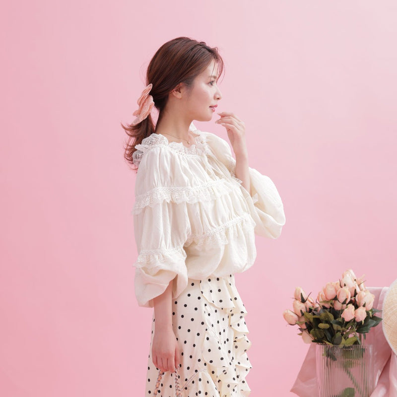 Lacy Gather Blouse - MAISON MARBLE