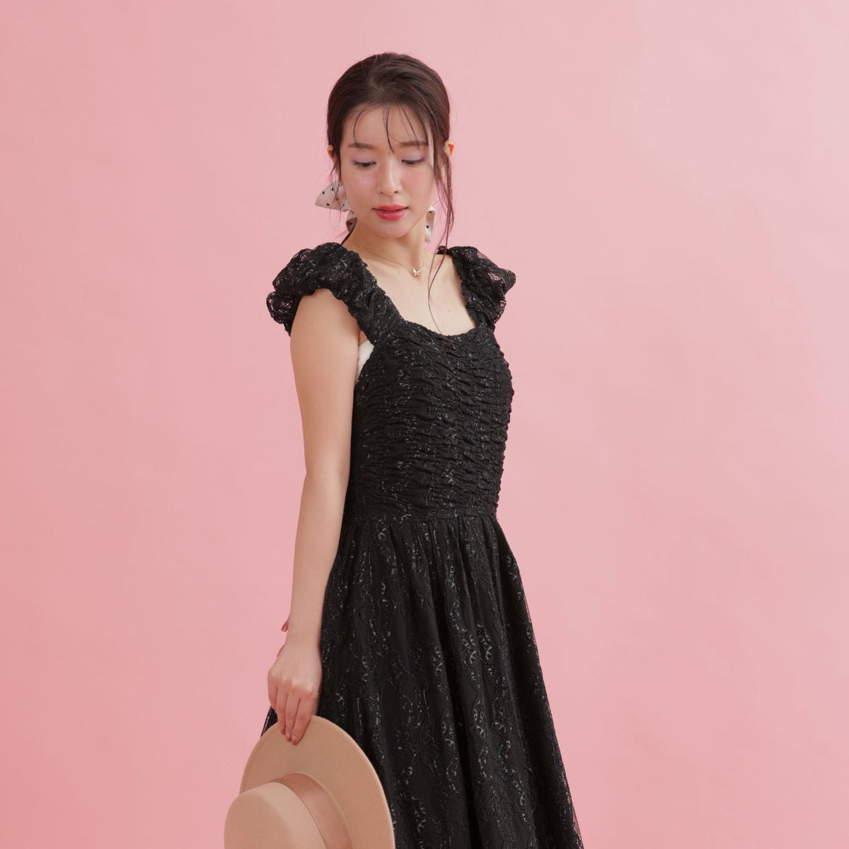 Lacy Monotone Dress – MAISON MARBLE