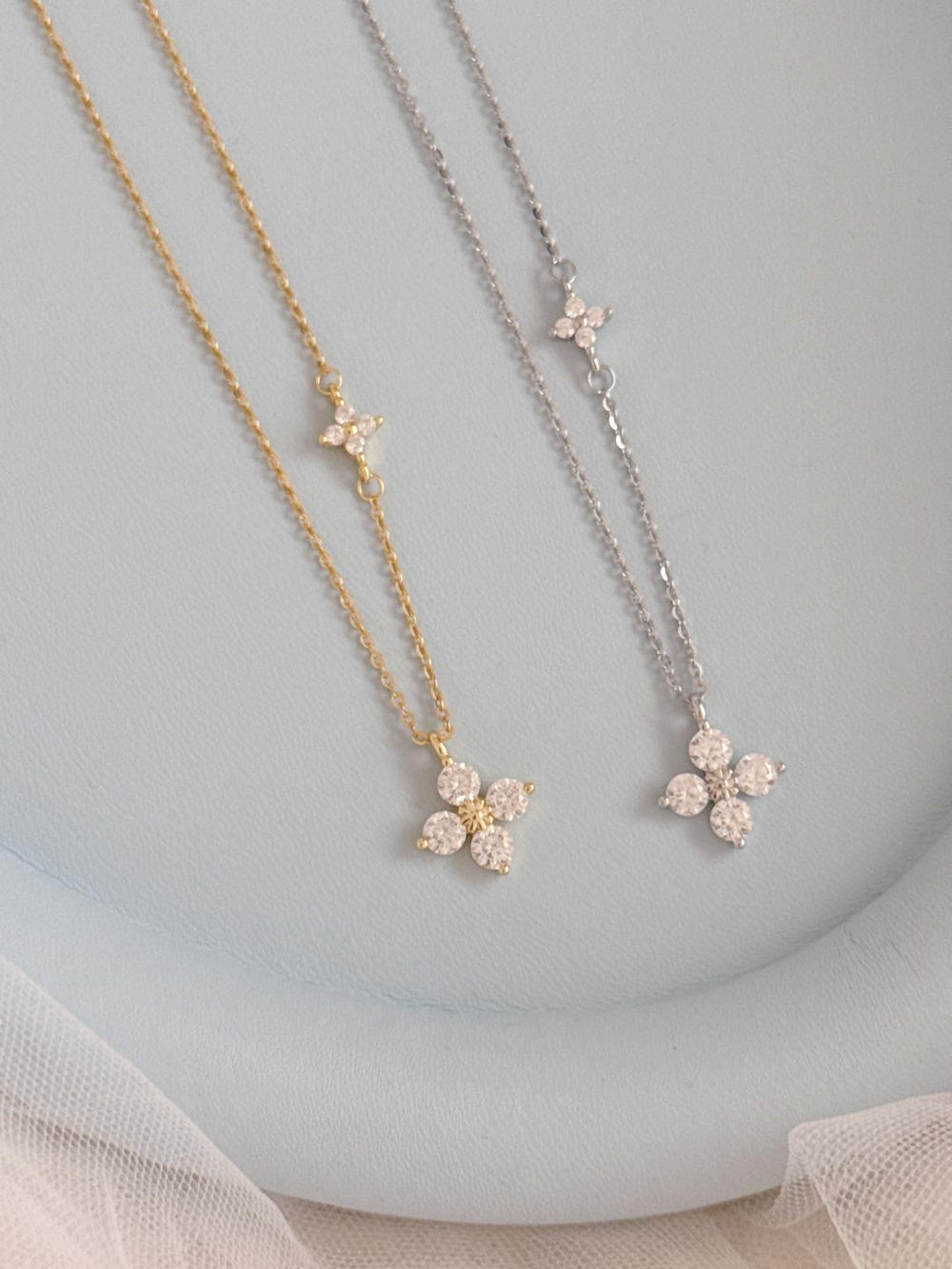 Maxi Blink Necklace – MAISON MARBLE
