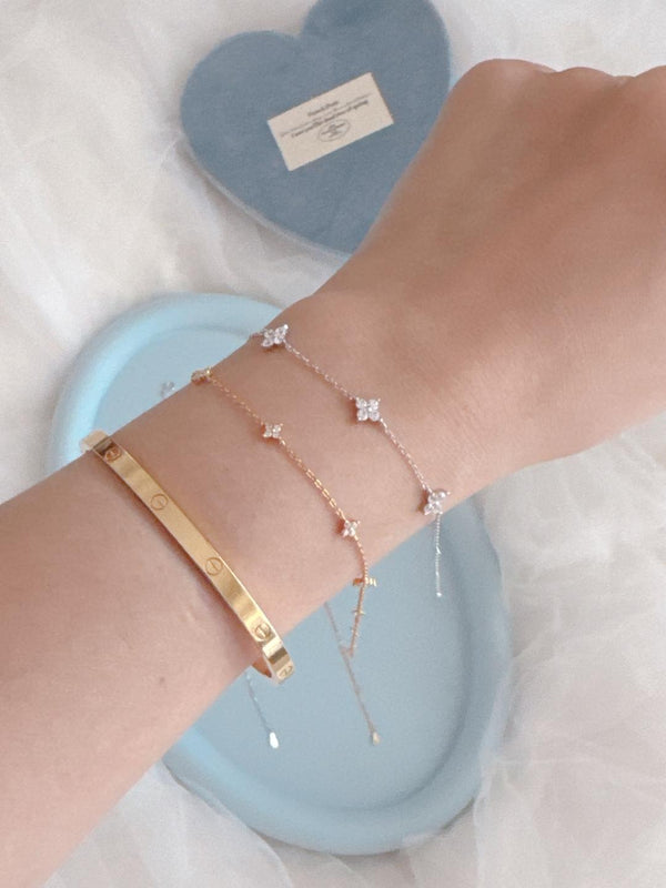 Mini Star Blink Bracelet - MAISON MARBLE