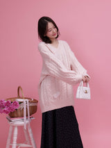 Over Sized Flower Knit - MAISON MARBLE