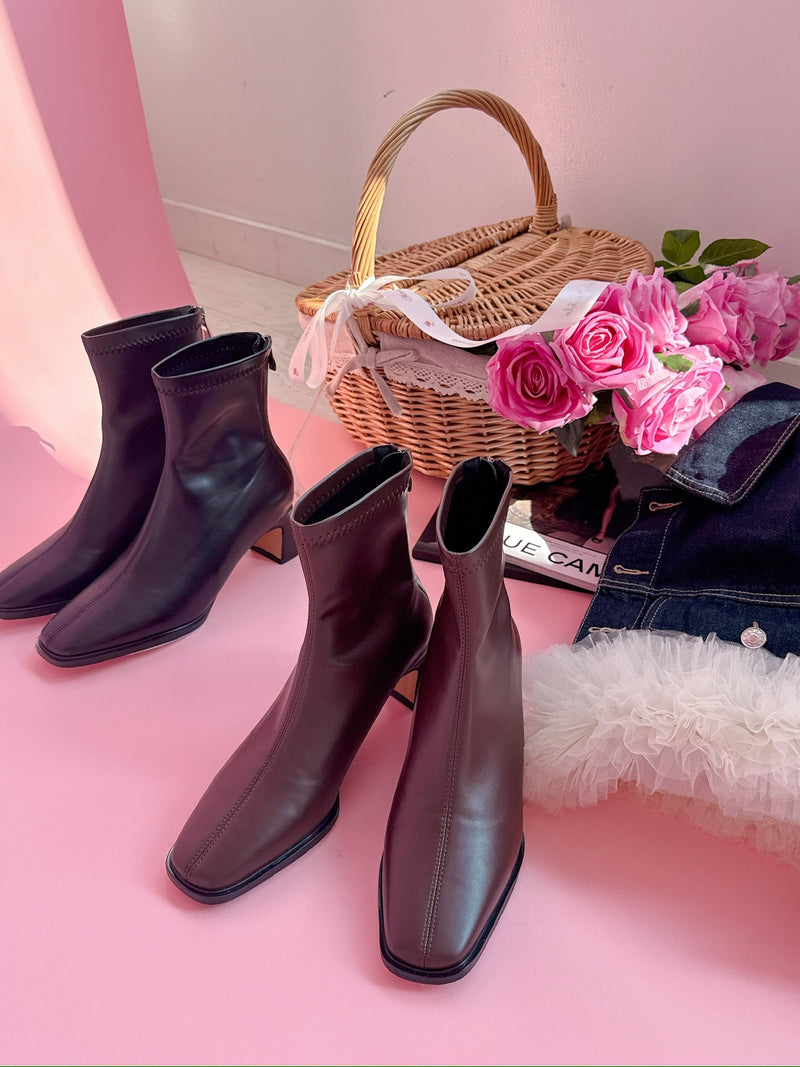 【PRE ORDER】Classic Short Boots - MAISON MARBLE