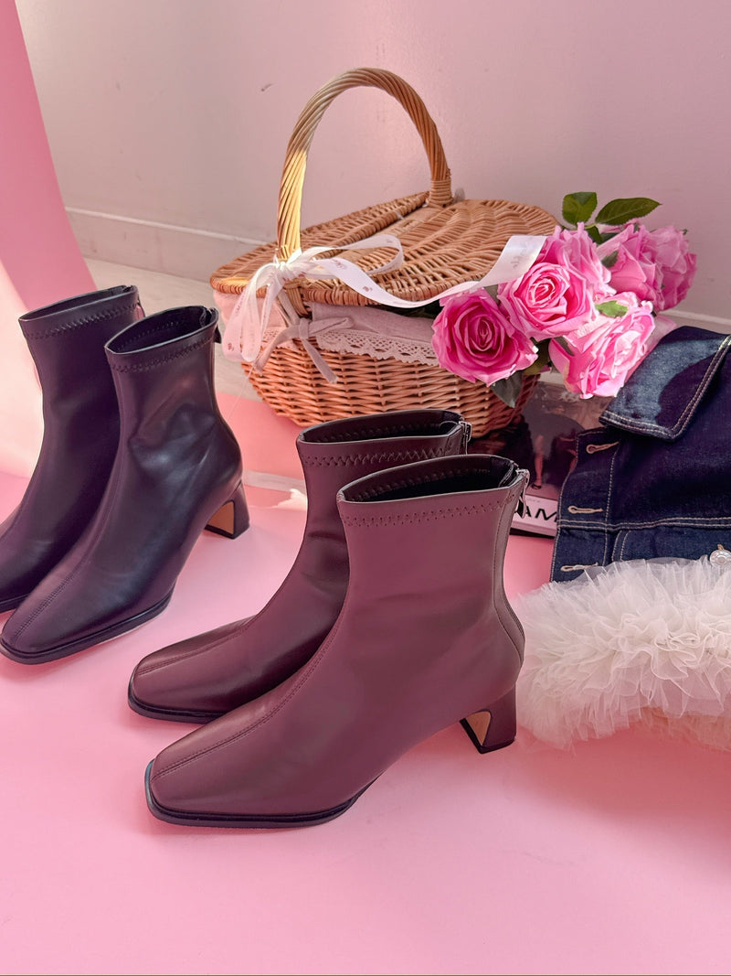 【PRE ORDER】Classic Short Boots - MAISON MARBLE