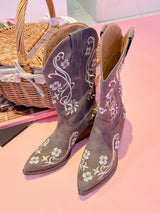 【PRE ORDER】Flower Embroidery Boots - MAISON MARBLE