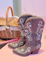 【PRE ORDER】Flower Embroidery Boots - MAISON MARBLE