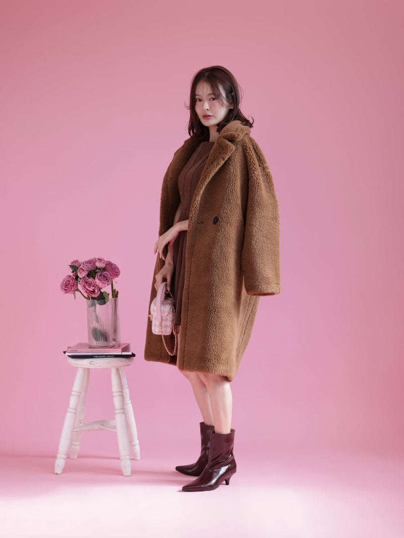 【PRE ORDER】Kuma Boa Coat - MAISON MARBLE