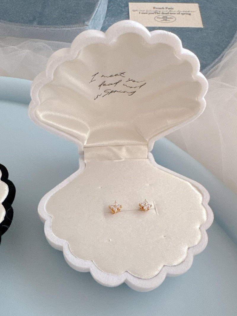 Star Blink Pierce - MAISON MARBLE